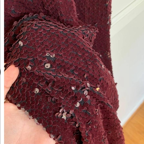 Dress the Population Vanessa Velvet Gown in Maroon - Picture 5 of 11